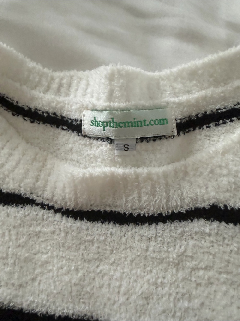 Shopthemint.com White & Black Striped Women's Sweater